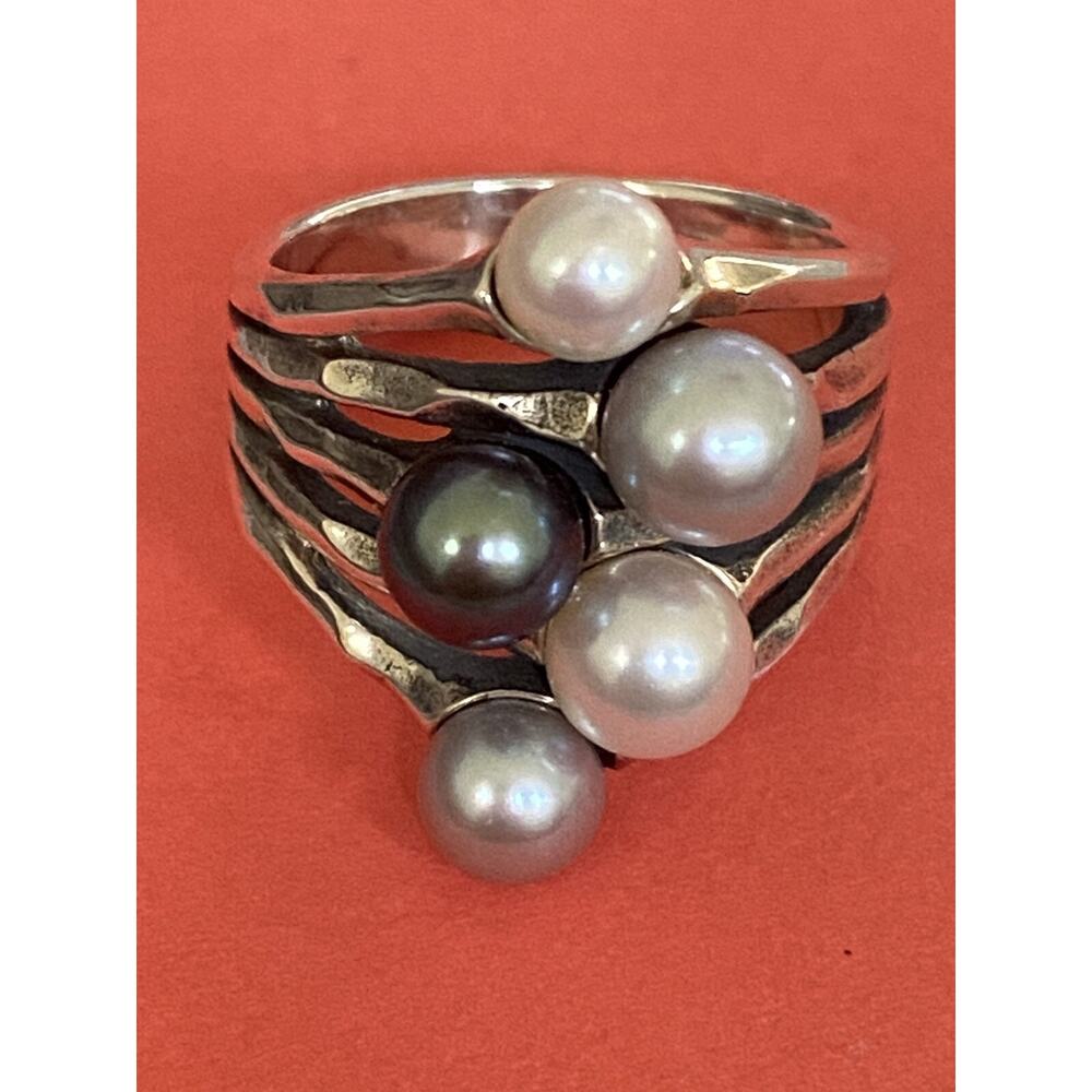 James Avery Retired Burgeon Pearl Ring Size 8 Mint Condition